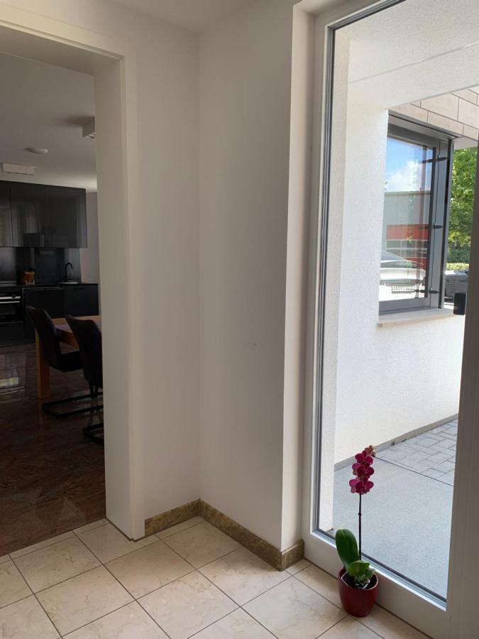 Mosaikhaus Smart Home Würselen Εξωτερικό φωτογραφία