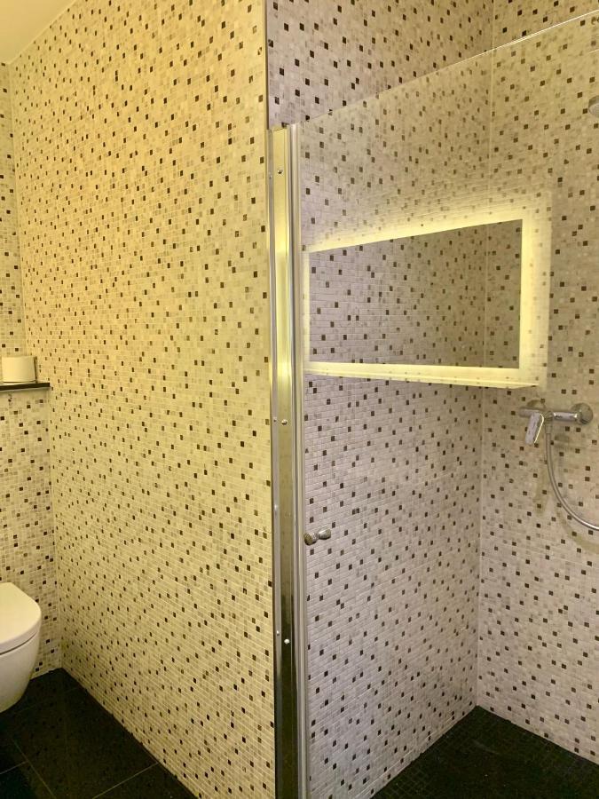 Mosaikhaus Smart Home Würselen Εξωτερικό φωτογραφία